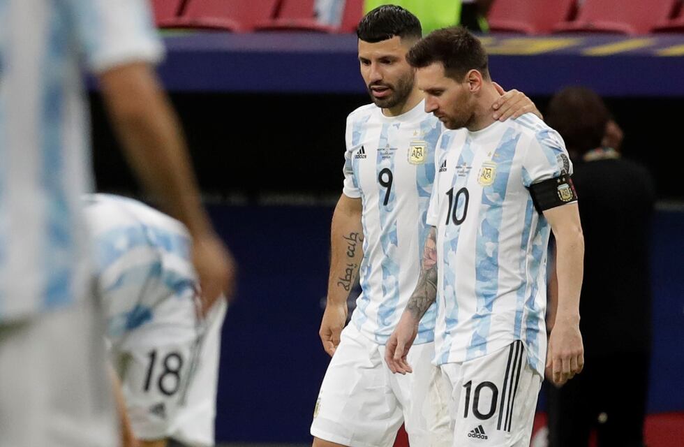 Kun Agüero relató cómo pasó la muerte de Diego Maradona y la salida de Lionel Messi del Barcelona