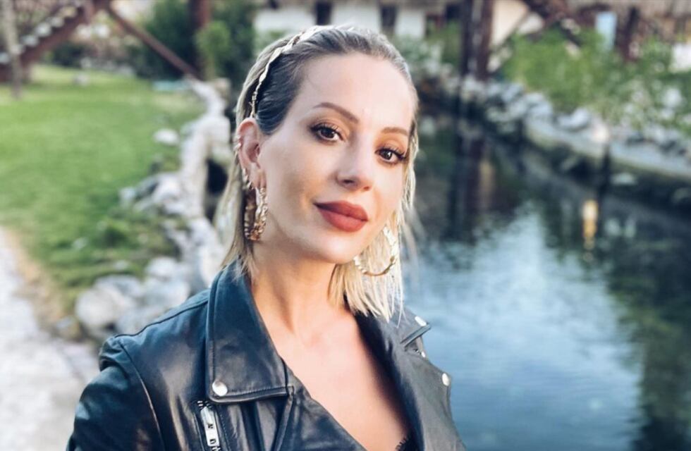 Noelia Marzol posó entre cadenas y en corpiño, pero el comentario de su marido se llevó toda la atención