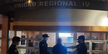 Tras varios días prófugo, se entregó el sospechoso de un asesinato a puñaladas en Puerto Rico.