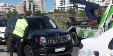 Sucedió este miércoles por la madrugada en uno de los controles que realiza Tránsito Municipal, ubicado en el Parque San Martín.