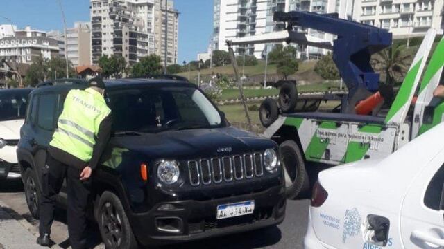Sucedió este miércoles por la madrugada en uno de los controles que realiza Tránsito Municipal, ubicado en el Parque San Martín.