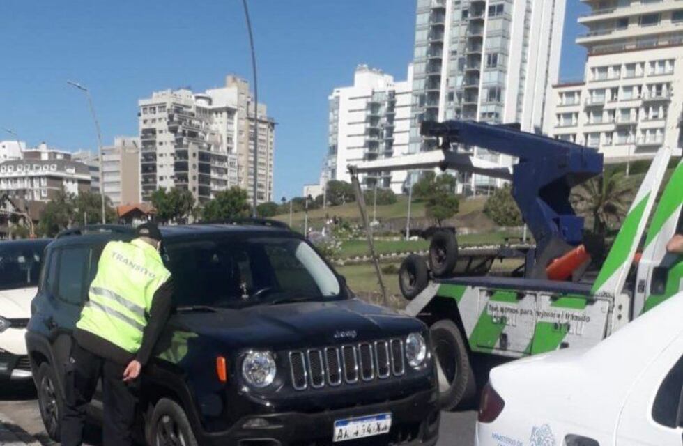 Al grito de “soy el representante de L-Gante”, se atrincheró en su camioneta para evitar el test de alcoholemia