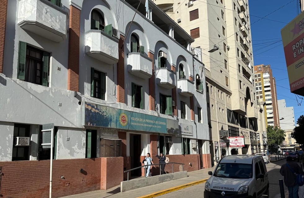 Condenaron a un policía que abusó de cinco mujeres detenidas en Córdoba