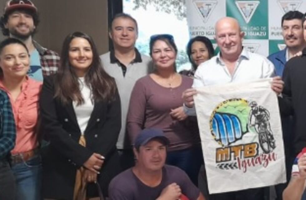 Entregan personería jurídica a la Asociación de Ciclistas de Puerto Iguazú