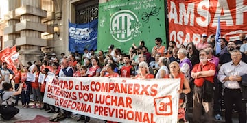 Los sindicatos se reunieron este miércoles en la sede local del Gobierno santafesino.