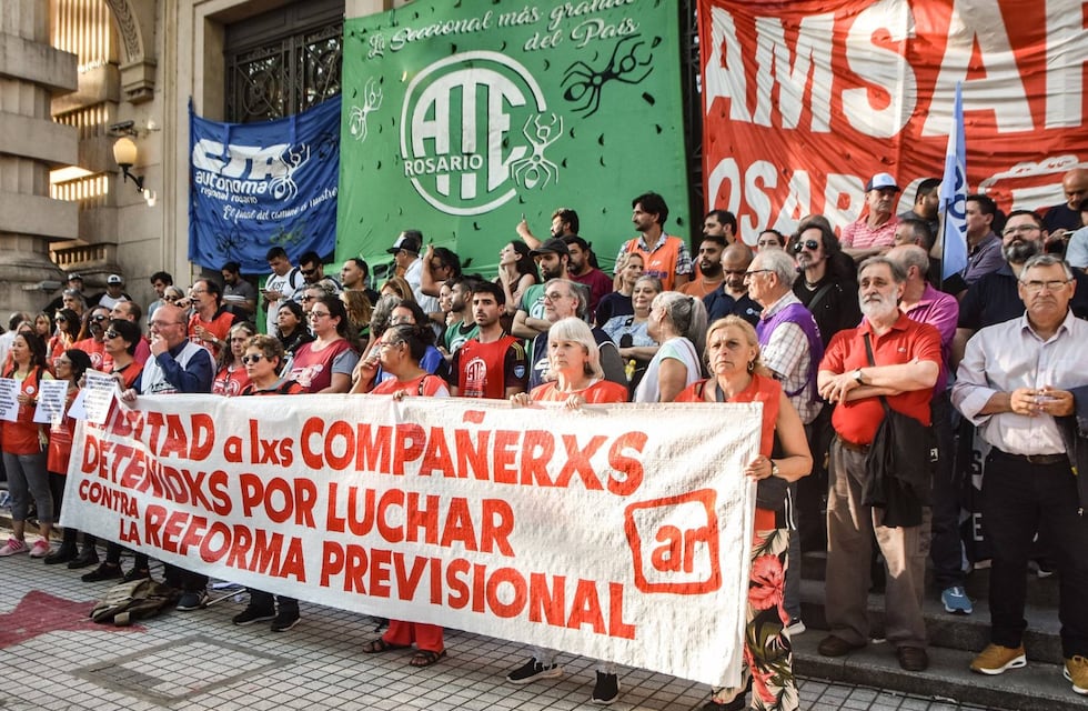 Paro docente en Rosario: Amsafe suspende las clases este jueves