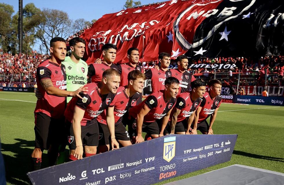 Augusto Schott fue titular y jugó todo el partido para Newell’s ante Sarmiento de Junín