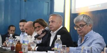 Manuel Pérez fue reelecto presidente de Racing por cuatro años más (Prensa Racing)