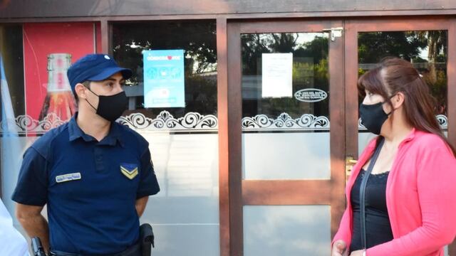 La mujer se reencontró con el cabo y aseguró que es "un ángel".