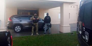 El principal acusado tiene una lujosa casa en la zona norte, donde se hizo uno de los allanamientos.