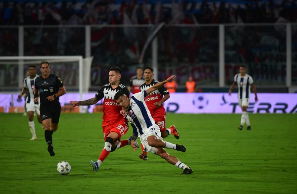 Venta de entradas para Talleres - River: cuándo inicia, cuáles son los precios y cómo comprarlas