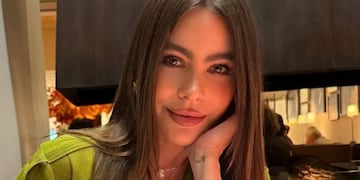 A los 53 años, Sofía Vergara dio cátedra de estilo con un corset del color de la temporada