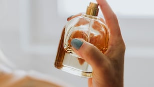 Floral y amaderado: el perfume árabe femenino más buscado en Mercado Libre para regalar en San Valentín.