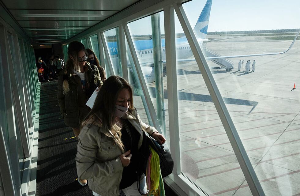 Nuevo dólar para los turistas extranjeros: podrán pagar con tarjeta al valor MEP