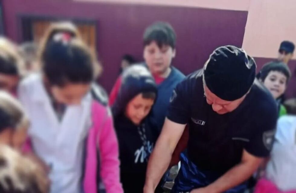 La Policía de Misiones impulsa campaña educativa sobre la tenencia responsable de mascotas en Oberá