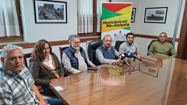 Sergio Moricet deja la Dirección de Obras Sanitarias de Tres Arroyos y asume en su lugar Luis Juárez.