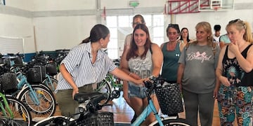 Chaves Municipio entregó 132 bicicletas del programa “Pedaleá la Provincia”