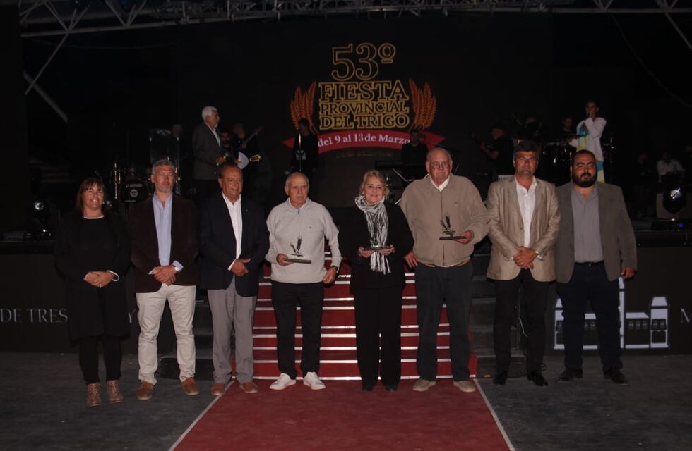 53º Fiesta Provincial del Trigo: Reconocieron al Agricultor Pionero, Maestra Rural y Peón Rural