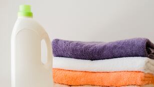 La ANMAT prohibió un jabón para lavar ropa tras considerarlo “ilegal”: de cuál se trata.