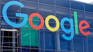 La UNC confirmó un convenio con Google y hay 1.000 becas disponibles para cursos con certificación internacional. (AP Foto/Jeff Chiu, Archivo)