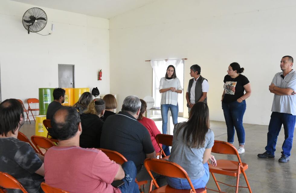 Trabajo con las vecinales para llegar con el mensaje ambiental a la ciudadanía