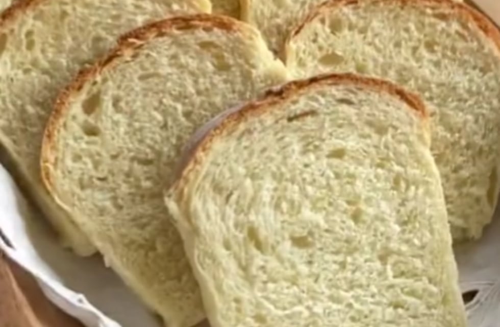Cómo hacer pan casero tipo artesano: receta paso a paso para que quede igual al del supermercado