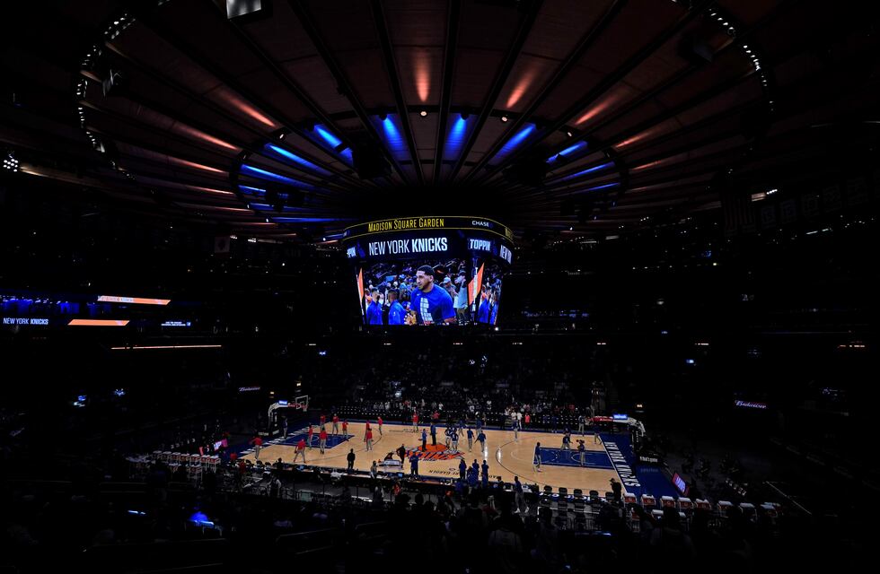 Playoffs NBA: separaron a los 15 mil fans entre vacunados y no vacunados en New York