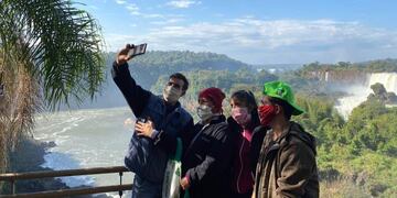 Recomiendan a los turistas adquirir con anticipación su ticket de ingreso a Cataratas