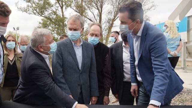 Juan Schiaretti inauguró la obra de saneamiento en Arroyito