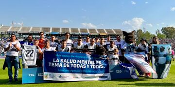El homenaje de Gimnasia a Lolo Regueiro. Foto: @GimnasiaOficial