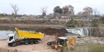 Comenzaron las obras de estabilización en la cascada Saladillo
