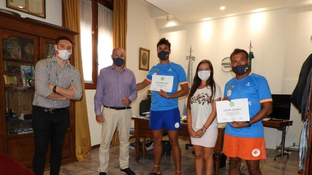 Maximiliano Izus y Martín Martínez salvaron la vida de un bañista el pasado 1 de enero