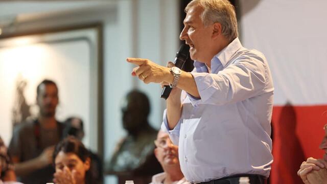 "El Gobierno no puede remontar con ningún candidato este caos social y económico", dice Gerardo Morales.