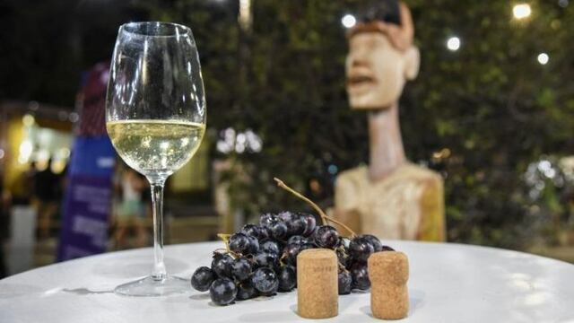 Vuelve el paseo de las Burbujas y Sabores del Mundo en el Boulevard de Dorrego