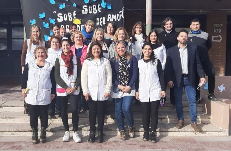 Más allá de la profesión, docentes de una escuela de Las Heras relatan cómo es dar clases entre una balacera