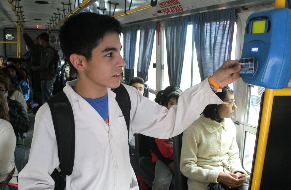 Comienza en Coronel Rosales la inscripción para el Boleto Estudiantil 2025