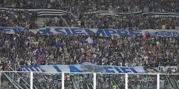 Talleres, con su gente en las cuatro tribunas del Kempes, para recibir a Instituto (Imágenes Facundo Luque y José Gabriel Hernández).