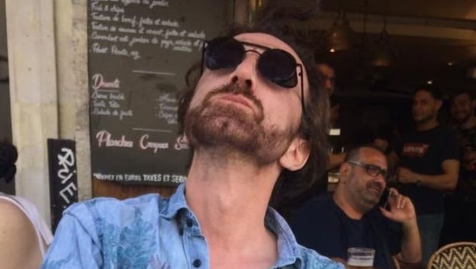 Tragedia en “Emily in Paris”: un asistente de dirección murió en pleno rodaje de la famosa serie