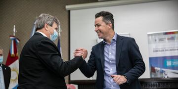 El vicegobernador Manuel Calvo inauguró el programa de Fortalecimiento de Concejos Deliberantes en los departamentos General Roca y Presidente Roque Sáenz Peña. (Foto: Comunicación Legislatura de Córdoba)