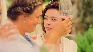 De qué se trata "La noche del Solsticio de Verano" , la miniserie que causó furor en Netflix