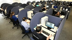 Cuánto gana un empleado en febrero de 2025.