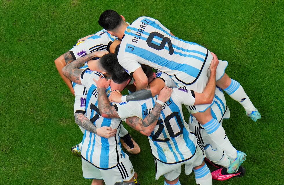 ¡Matador! el gol de Julián Álvarez en la semifinal del Mundial de Qatar, al estilo Kempes