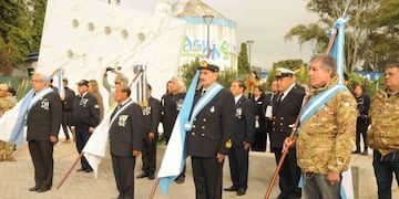 Las entidades que agrupan a veteranos de guerra, excombatientes y familiares de caídos en combate, dieron solemne marco al acto oficial realizado en Jujuy.