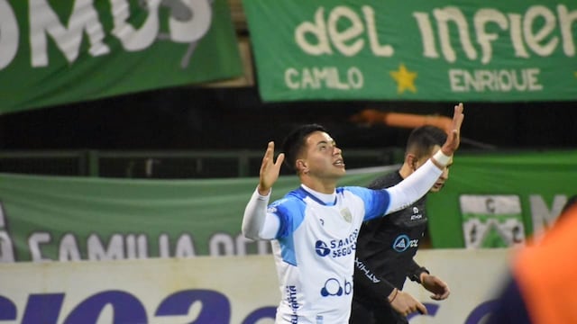 Lago festeja el gol de la victoria de Rafaela