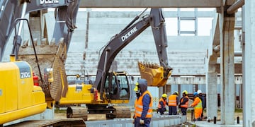 Avanzan las obras del microestadio en Río Grande