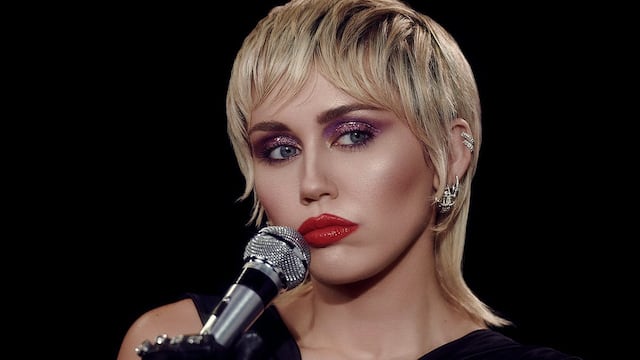 Miley Cyrus sorprendió a sus fanáticos. Foto: web.