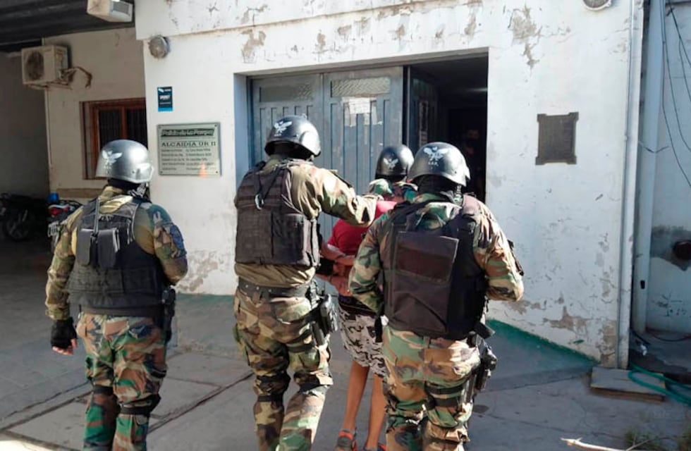 Se fugaron tres presos de una comisaría en General Pico y fueron recapturados