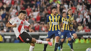 Pablo Solari metió un doblete en el Monumental.