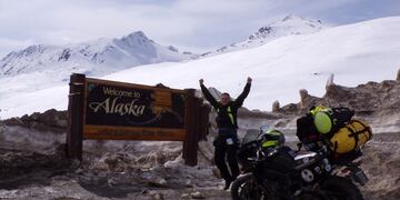 Travesía. El cordobés Efraín Ardini llegó a Alaska y ahora sueña con conocer la ciudad de Cordova (Gentileza).