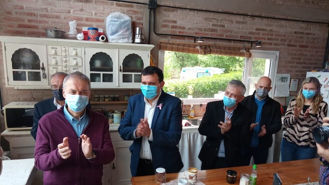 Inauguró la red de gas en Icho Cruz, avanzó con el dispensario de Cuesta Blanca y se comprometió con el saneamiento del Lago San Roque.